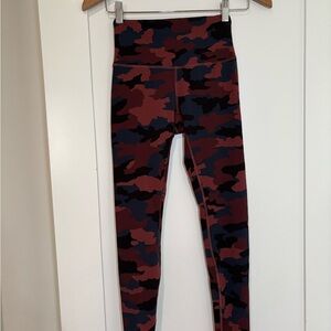 Lululemon Wunder Train High-Rise Tight